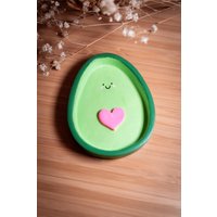 Avocado Schmuckschale - Niedlicher Handgemachter Ringhalter, Kawaii Ton Schmuckschale, Obstton Geschenk Für Sie, Einzigartiges Eitelkeitstablett Avocado Schmuckschale - Niedlicher Handgemachter Ringhalter, Kawaii Ton Schmuckschale, Obstton Geschenk Für Sie, Einzigartiges Eitelkeitstablett von KnetCat