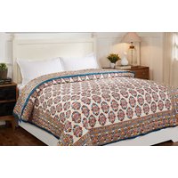 Allure Multi Color Hand Block Print Baumwolle Quilt von Knobco