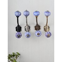 Lila Handgemachte Keramik Wandhaken Vintage Metallhaken Möbel Hardware Bad Haken Dekor Lila Handgemachte Keramik Wandhaken Vintage Metallhaken Möbel Hardware Bad Haken Dekor von Knobco
