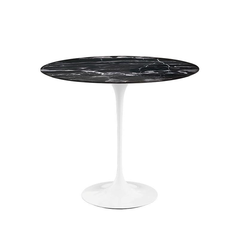 Knoll International - Saarinen Beistelltisch Ø 41cm - schwarz/Tischplatte Marmor Portoro Silber/H 52cm / Ø 41cm /Gestell weiß von Knoll International