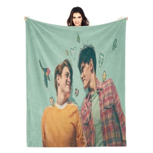 Weiche Und Kuschelige Jungen Flanelldecke Kuscheldecke in 150x200cm Als Schlafdecke Oder Wohnzimmerdecke Für Kinder Jungen (T1,100 x 130 cm) von KnorRs