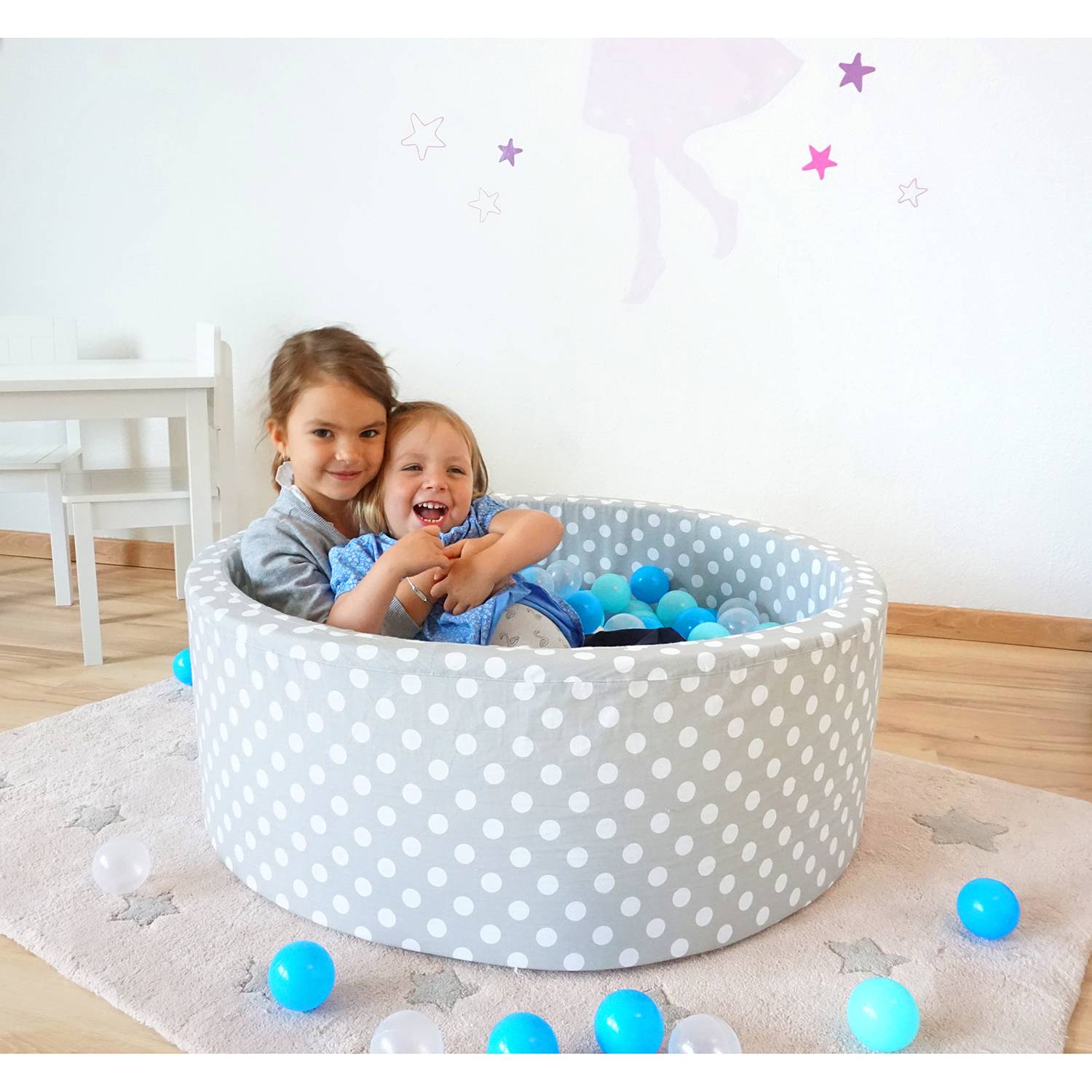 Bällebad Soft White Dots Grau von Knorrtoys