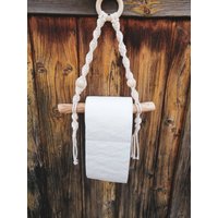 Makramee Toilettenpapierhalter, Klopapierhalter, Makramee, Wandbehang, Badzubehör, Boho Badezimmer, Boholiving, Macrame von KnotsandKnotsDE