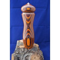 Erstaunliche Handgemachte Mehrfarbige Holz Pfeffer/Salzmühle Erstaunliche Handgemachte Mehrfarbige Holz Pfeffer/Salzmühle von Knotsinyourhead