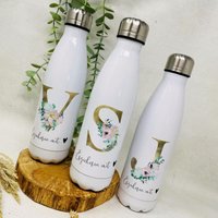 Geschenk Für Die Erzieherin - Trinkflasche Edelstahl Personalisiert Mit Initial in Gold Blumen Und Name Herz Geschenk Für Die Erzieherin - Trinkflasche Edelstahl Personalisiert Mit Initial in Gold Blumen Und Name Herz von Koboldtheater22
