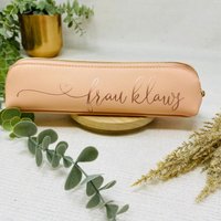 Geschenk Zum Abschied Lehrerin Erzieher Mäppchen Personalisiert Rosa Gegen Unordnung in Der Handtasche Stifteetui Geschenk Zum Abschied Lehrerin Erzieher Mäppchen Personalisiert Rosa Gegen Unordnung in Der Handtasche Stifteetui von Koboldtheater22