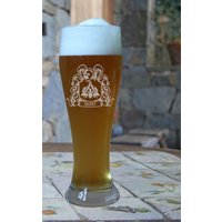 Weizenglas Mit Zunftzeichen Und Name Graviert Personalisiert - 24 Berufe Z.b. Bäcker Betonbauer Bierbrauer Dachdecker Weizenglas Mit Zunftzeichen Und Name Graviert Personalisiert - 24 Berufe Z.b. Bäcker Betonbauer Bierbrauer Dachdecker von Kodelandia