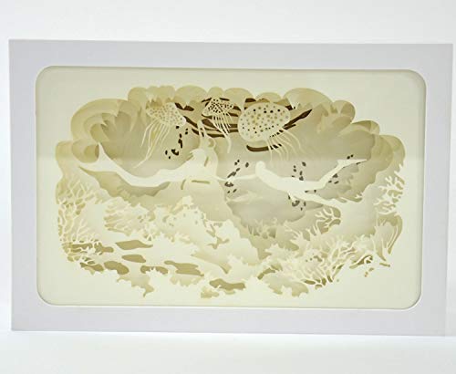 Kögler 32626 - Lichtbox, 3D Schattenbox mit Unterwasserwelt - Motiv, weißer Rahmen, 21,5 x 14,5 x 7 cm, dreidimensionaler Effekt durch viele filigrane Papierschichten, ein stimmungsvoller Blickfang von Kögler