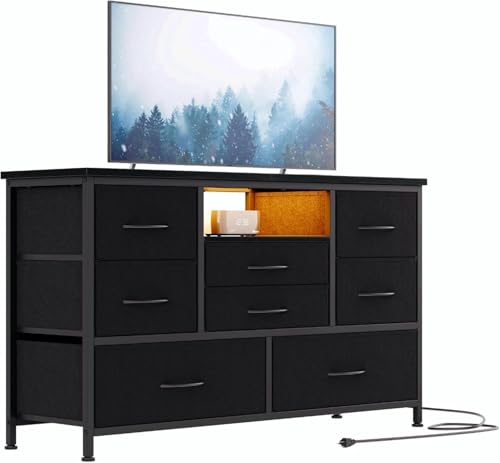 Koioplie Cabinet Kommode mit Schubladen, Kommoden Sideboards mit 8 Schubladen, Stabiler Metallrahmen, Komodenschrank mit Led-Licht, 3 Steckdosen and 2 USB, für Schlafzimmer, Wohnzimmer Koioplie Cabinet Kommode mit Schubladen, Kommoden Sideboards mit 8 Schubladen, Stabiler Metallrahmen, Komodenschrank mit Led-Licht, 3 Steckdosen and 2 USB, für Schlafzimmer, Wohnzimmer von Koioplie
