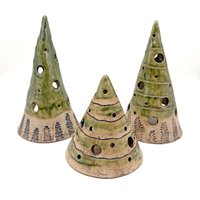 Teelichthalter Weihnachtsbaum Tannenbaum Advent Deko X-Mas Tree, Keramik, Natur Und Grün, Windlicht, Deko, Geschenk Weihnachten Winterzeit Teelichthalter Weihnachtsbaum Tannenbaum Advent Deko X-Mas Tree, Keramik, Natur Und Grün, Windlicht, Deko, Geschenk Weihnachten Winterzeit von KolebriAT