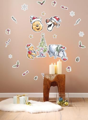Disney Deco-Sticker von Komar - Winnie Pooh Christmas - Größe: 50 x 70 cm - 26 Teile - Wandtattoo, Kinderzimmer, Dekoration, Weihnachten von Komar