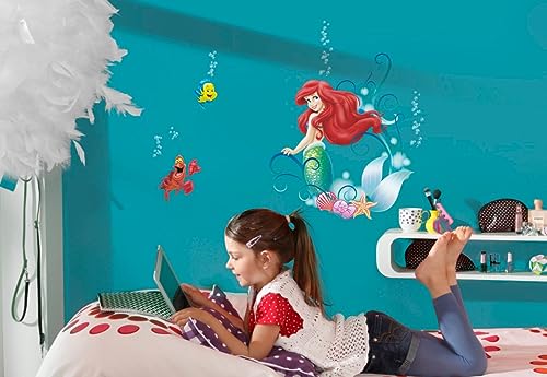 Komar Deco-Sticker von Disney - Arielle - Größe: 50 x 70 cm - Meerjungfrau, Kinderzimmer, Mädchenzimmer, Unterwasser, Wandtattoo, Wandsticker, Aufkleber - bunt - 14013h von Komar