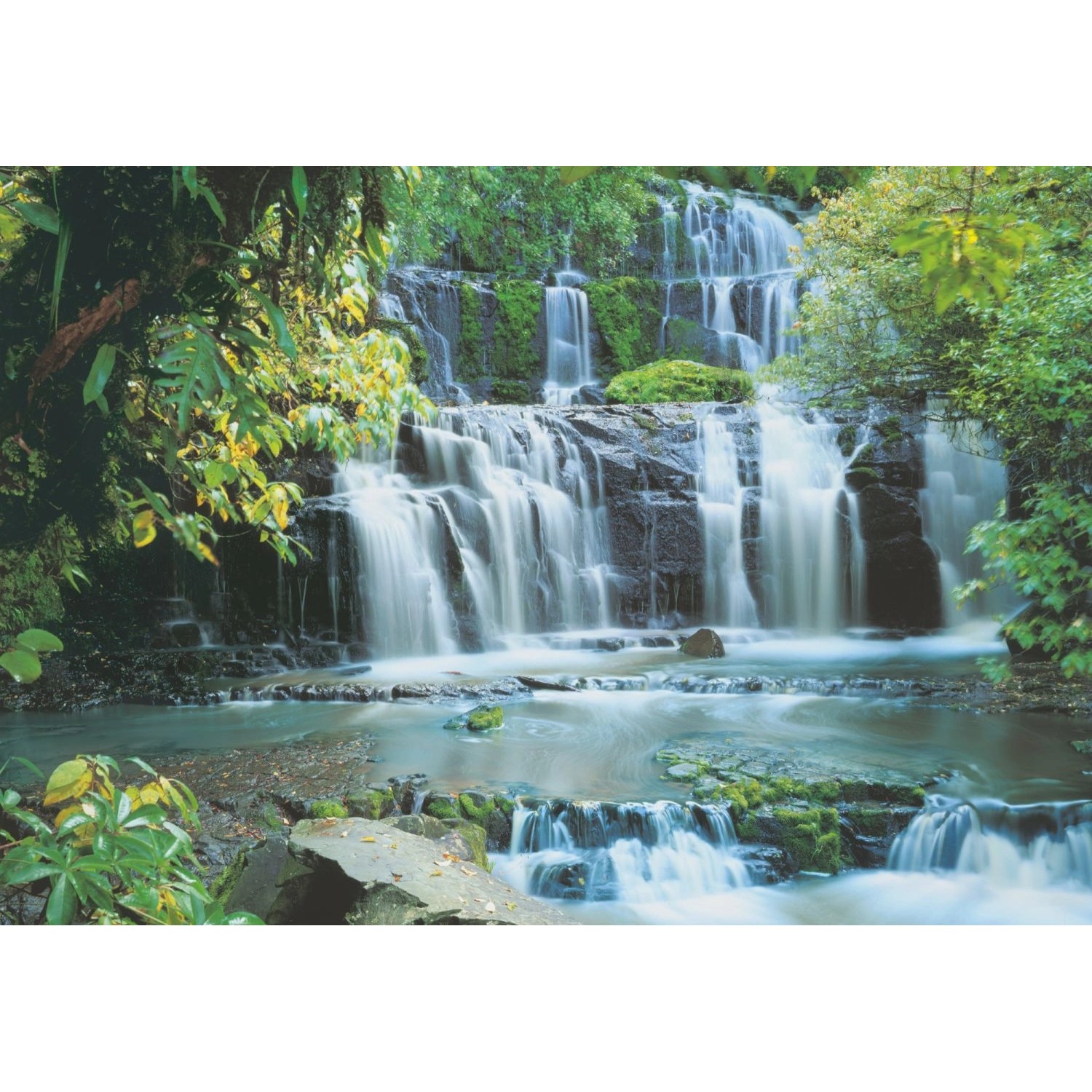 Komar Fototapete Pura Kaunui Falls Grün 368 x 254 cm 610938 von Komar