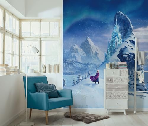 Komar Vlies Fototapete - Disney Frozen Ice Castle - Größe 200 x 250 cm - Tapete, Kinderzimmer, Kindertapete Komar Vlies Fototapete - Disney Frozen Ice Castle - Größe 200 x 250 cm - Tapete, Kinderzimmer, Kindertapete von Komar