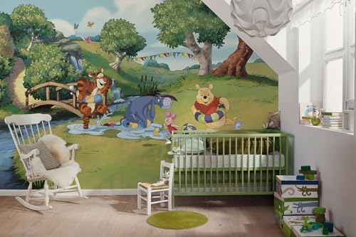 Komar Vlies Fototapete - Disney Winnie the Pooh Friendship and Fun - Größe 350 x 250 cm - Kinderzimmer, Kindertapete, Tapete Komar Vlies Fototapete - Disney Winnie the Pooh Friendship and Fun - Größe 350 x 250 cm - Kinderzimmer, Kindertapete, Tapete von Komar