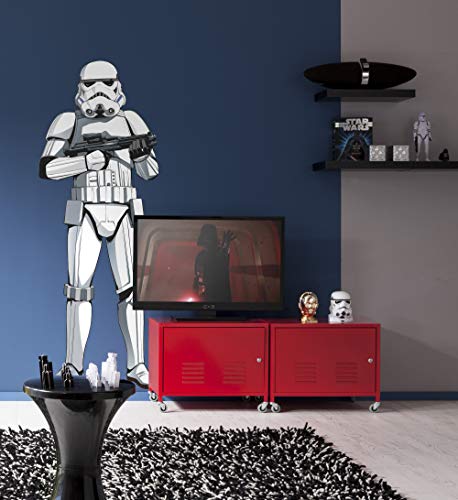 STAR WARS selbstklebende und konturgeschnittene Vlies Fototapete von Komar - Star Wars XXL Stormtrooper - Größe: 127 x 188 cm - Wandtattoo, Kinderzimmer, Lebensgross von Komar