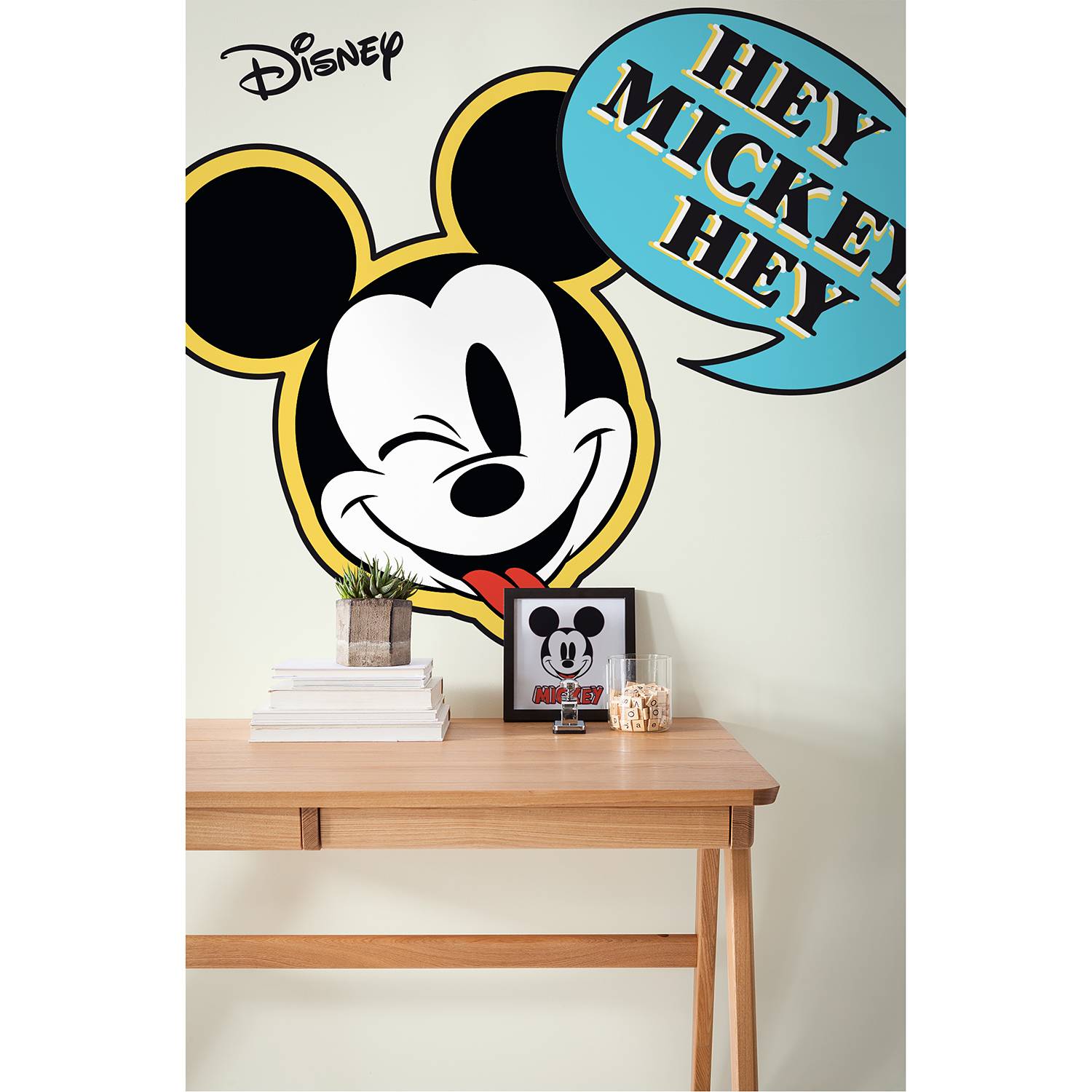 Vlies Fototapete Mickey Hey XXL Vlies Fototapete Mickey Hey XXL von Komar