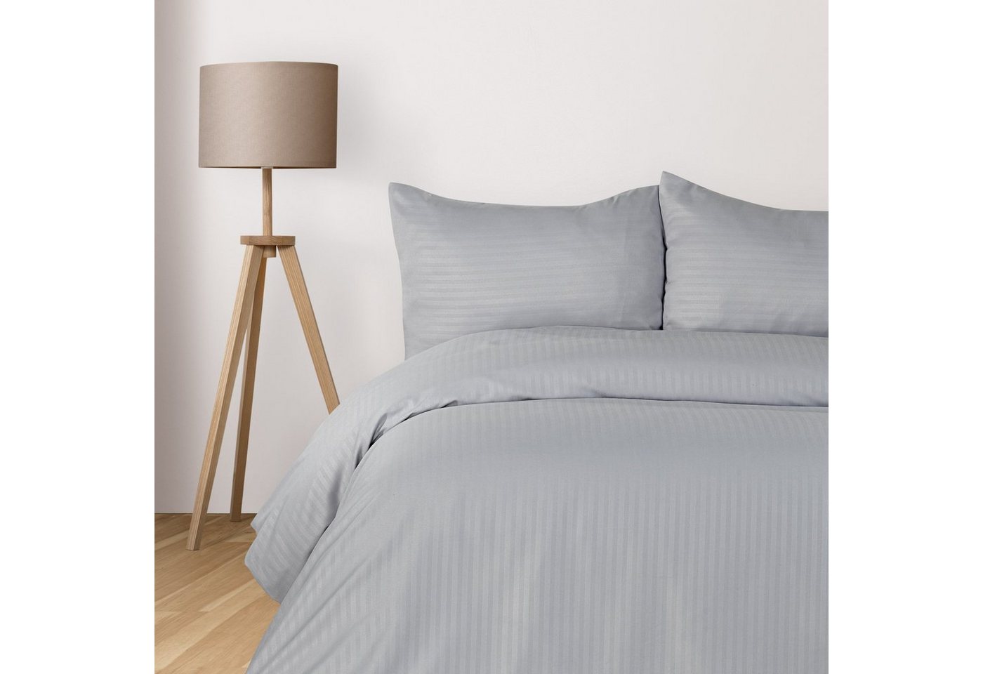 Komfortec Bettwäsche Deluxe, 2&3 Teilig, 140x200 cm, 155x220 cm, 200x200 cm oder 220x240 cm, 100 % Mikrofaser (120 g/m), 2 teilig, Bettwäsche-Sets mit Reißverschluss, Weich und Bügelfrei von Komfortec