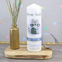 Konfettidruck 1891 Taufkerze "Waschbär - Johannes" von Konfettidruck