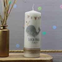 Taufkerze Mit Name Personalisiert Tolles Geschenk Erinnerung Zur Taufe Wal Designdruck "Wal Luca" von Konfettidruck