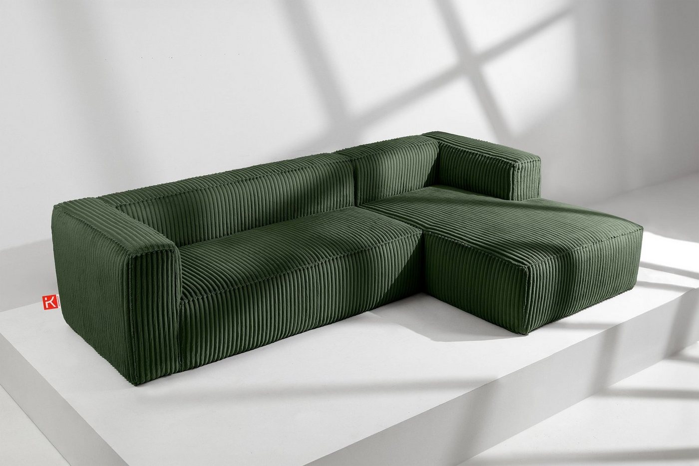 Konsimo Ecksofa Rechts Ecksofa FEROX, hergestellt in der EU, aus breitem Cordstoff, Modern von Konsimo