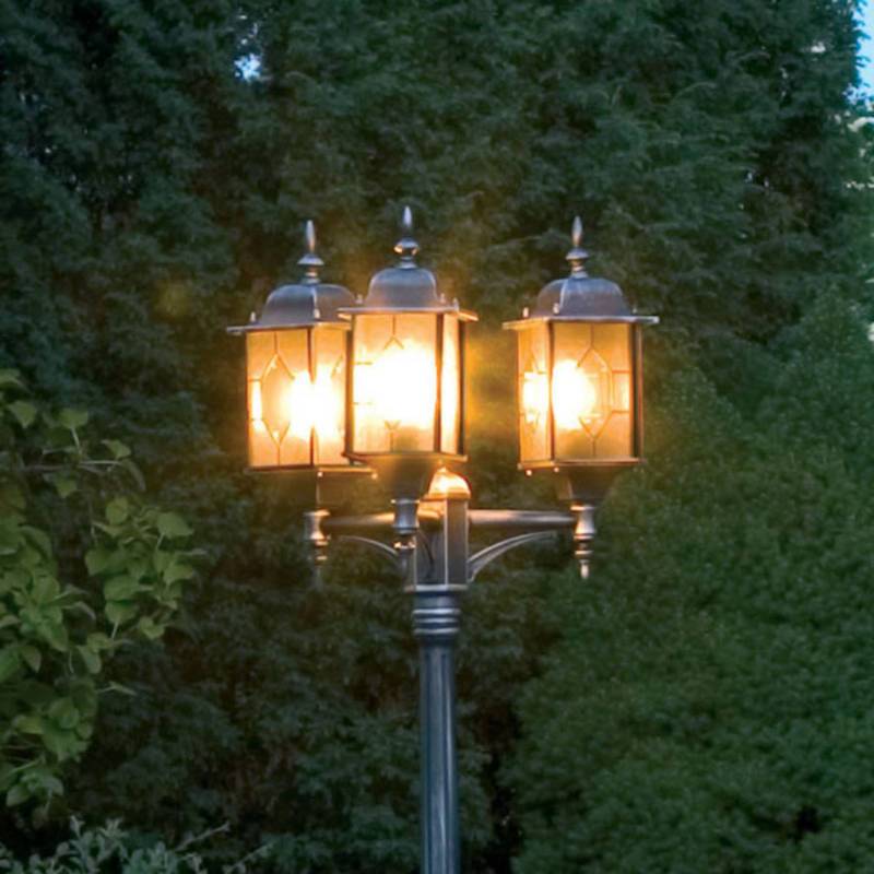 Mastleuchte Milano, 3-flammig von Konstsmide