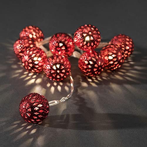 Konstsmide LED Dekolichterkette, kleine rote Metallbälle, 10 warm weiße Dioden, batteriebetrieben, Innen, transparentes Kabel, 3 x AA 1.5V (exkl.) - 3188-553, Rot Konstsmide LED Dekolichterkette, kleine rote Metallbälle, 10 warm weiße Dioden, batteriebetrieben, Innen, transparentes Kabel, 3 x AA 1.5V (exkl.) - 3188-553, Rot von Konstsmide