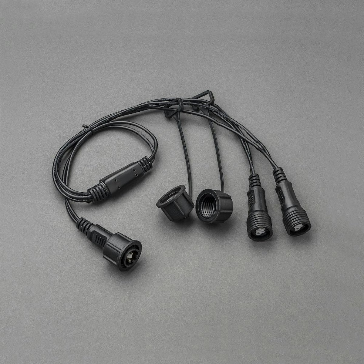 Konstsmide Weihnachtsbeleuchtung  LED System Verteiler 1 Eingang/2 Ausgänge schwarzes Kabel von Konstsmide