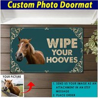Lustige Pferdegeschenke Personalisierte Bild Fußmatte, Geschenke Für Pferdeliebhaber, Pferdebesitzer, Barrel Racing, Reiten, Jockeys | Wipe von KoolKoolCustomDesign