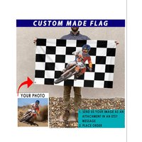 Motocross Personalisierte Racing Flagge, Dirt Bike Liebhaber, Drag Geschenke, Coole Geschenke Für Biker, Atv Quad Racing, Flagge 24x36 von KoolKoolCustomDesign