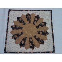 Dresdner Teller-Mittelstück Oder Wandbehang - Maschinengesteppt Wendbar 20" X Versandfertig von KoopsKountryKalico