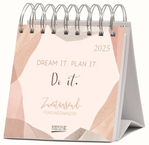 Plan it 2025: Aufstellbarer Typo-Art Postkartenkalender. Jede Woche ein neuer Spruch. Hochwertiger Wochenkalender für den Schreibtisch von Korsch Verlag