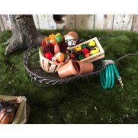 Miniatur Fee Garten Set Schubkarre Mini Schlauch Zubehör Terrarium Versorgung Gnom Gartenzubehör Veggie Hasen Miniatur Fee Garten Set Schubkarre Mini Schlauch Zubehör Terrarium Versorgung Gnom Gartenzubehör Veggie Hasen von KousoulasKreations