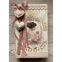 Handgefertigtes Shabby Vintage Look Deko Buch Romantik Rose Upcycling -484 von Kraenzchenfein