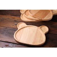 4 X Natürliche Hölzerne Bärenplatte Serviertablett Tee Food Servierschalen, Handgefertigtes Holztablett Geschenk Niedlicher Teller Kinder Esszimmer von KraftsAtik