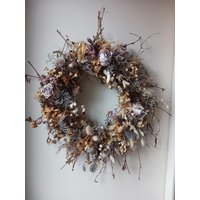 Türkranz Wandkranz Trockenblumenkranz Naturkranz "Frostybeauty" Hortensienkranz Vintage Perlhuhnfederkranz von Kranznaturschon