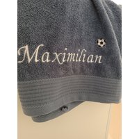 Handtuch Mit Namen Und Fußball Motiv Handtuch Mit Namen Und Fußball Motiv von Kreandzia