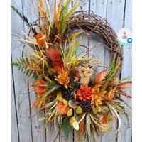Herbst Eule Dahlie Kranz Mit Weizen Stengel Und Lotus Schoten Ernte Eulen Haustür Weinrebe von KreatenWreaths