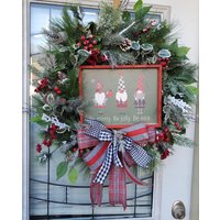 Weihnachts Wichtel Kranz Be Merry Jolly Nett Wichtelkranz Mit Tannenzapfen Beeren Und Schwarz Weiß Karo Schleife Urlaub Winter Dekor von KreatenWreaths