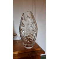 Bleikristallvase Handgeschliffen , Vintage , Glasvase Mit Blütenranken Bleikristallvase Handgeschliffen , Vintage , Glasvase Mit Blütenranken von KreativDHuber
