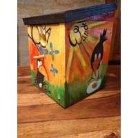 Handbemalter Nistkasten , Nistkasten, Lustiges Vogelhäuschen Handbemalter Nistkasten , Nistkasten, Lustiges Vogelhäuschen von KreativDHuber