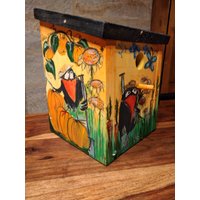 Handbemalter Nistkasten , Nistkasten Handbemalter Nistkasten , Nistkasten von KreativDHuber