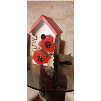 Künstlerisch Gestalteter Nistkasten Aus Massivholz von KreativDHuber