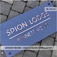 Moderne Laser Cut Hausnummer Schild Individuell Angefertigtes Acryl Türschild | 40 cm X 20 cm Moderne Laser Cut Hausnummer Schild Individuell Angefertigtes Acryl Türschild | 40 cm X 20 cm von KreativDesignCo