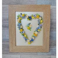 Handgemachter Blumenherzkranz Rustikaler Blauer & Gelber Blumenrahmen Handgemachter Blumenherzkranz Rustikaler Blauer & Gelber Blumenrahmen von KreativGifts1
