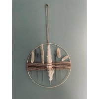 Dekorativer Metallring Mit Trockenblumen Dekorativer Metallring Mit Trockenblumen von KreativdesignByLisa