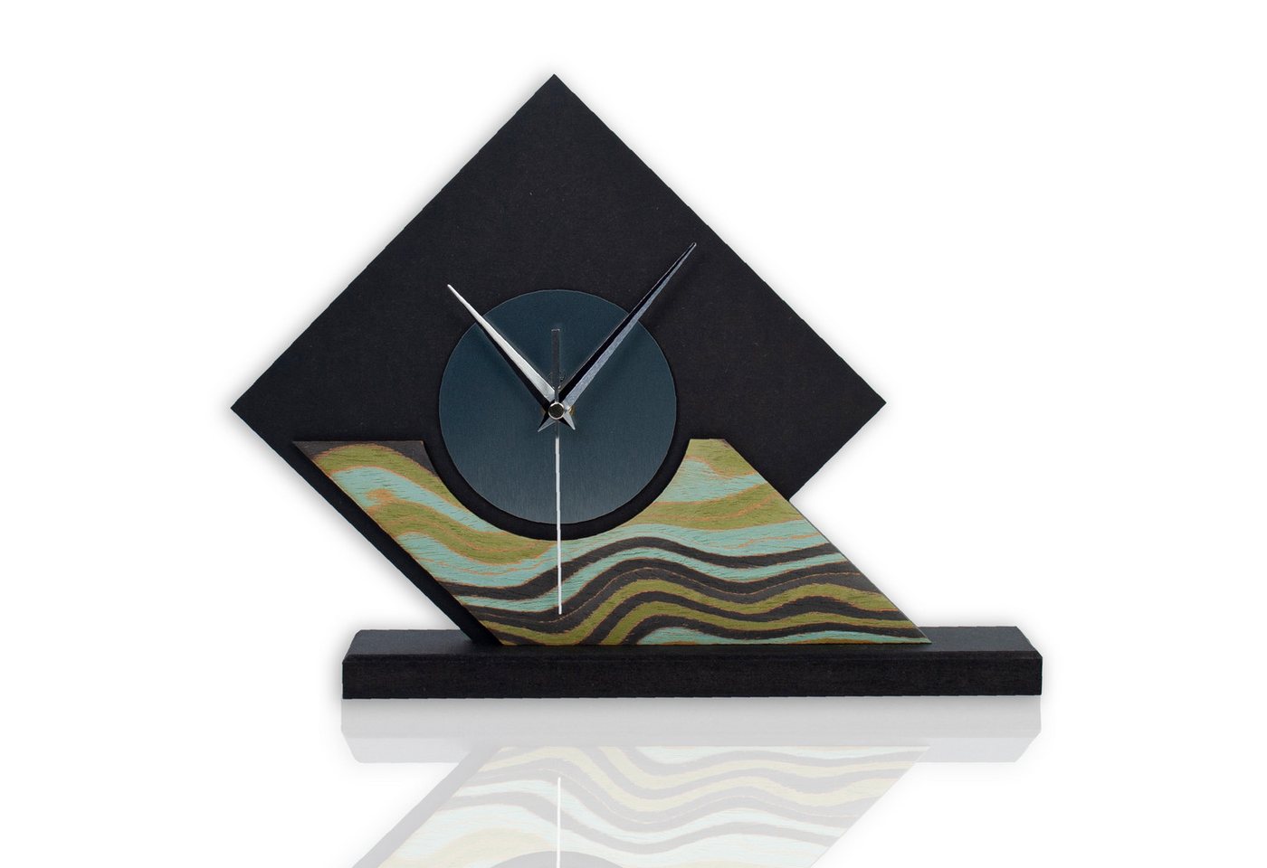 Kreative Feder Standuhr Holz-Tischuhr mit stilvollen Akzenten aus Echtholzfurnier & Aluminium, Handarbeit Made in Germany, Hergestellt in Deutschland von Kreative Feder