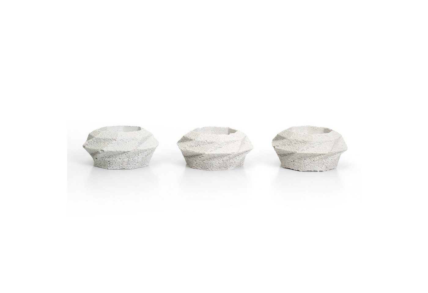 Kreative Feder Weihnachtsfigur Handgegossene Design Teelichthalter aus Beton weiß im 3er Set (Set, 3er-Set), jedes Einzelstück ein Unikat von Kreative Feder