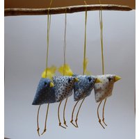 1 Stoffhuhn Zur Wahl, Huhn Aus Stoff, Stoffvogel, Vogel Osterdekoration, Frühlingsdekoration, Kinderzimmer 1 Stoffhuhn Zur Wahl, Huhn Aus Stoff, Stoffvogel, Vogel Osterdekoration, Frühlingsdekoration, Kinderzimmer von KreativesmitStoff