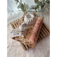Raysin Geschenkset Geburtstag - Geburtstagsgeschenk Mit Kerze Und Kerzenständer Kleine Stabkerze Kerzenhalter Raysin Geschenkset Geburtstag - Geburtstagsgeschenk Mit Kerze Und Kerzenständer Kleine Stabkerze Kerzenhalter von Kreativewerkstatt2